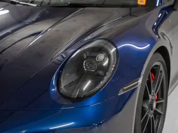 PORSCHE 992 Carrera GTS Cabriolet BOSE Hinterachslenkung