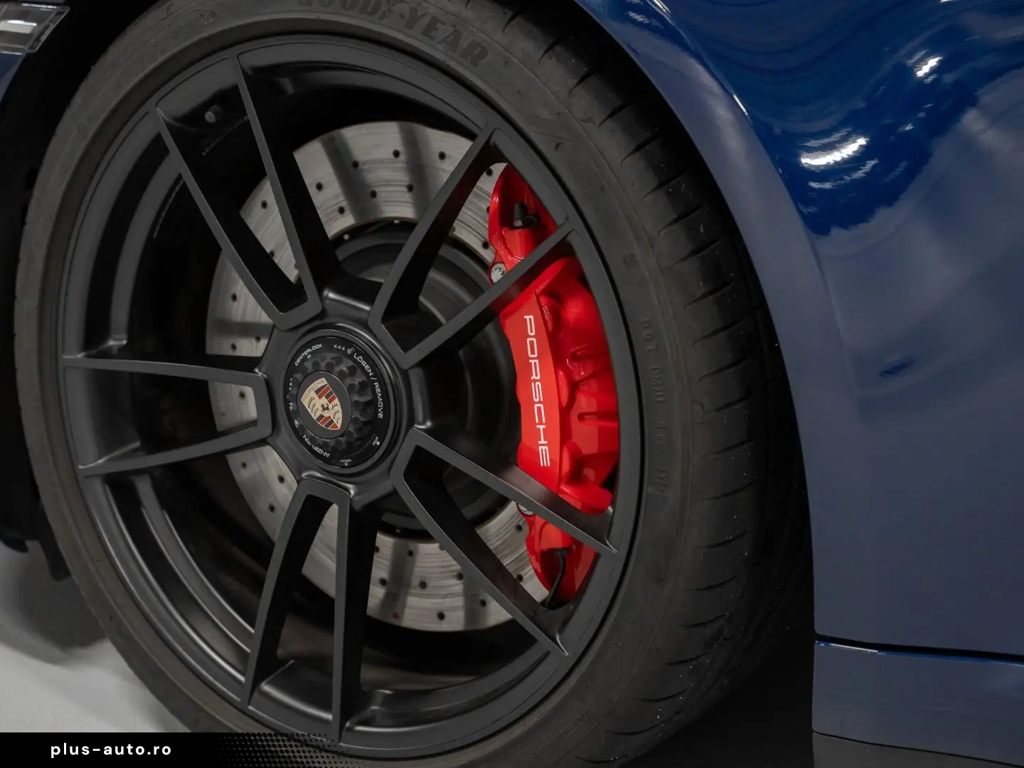 PORSCHE 992 Carrera GTS Cabriolet BOSE Hinterachslenkung