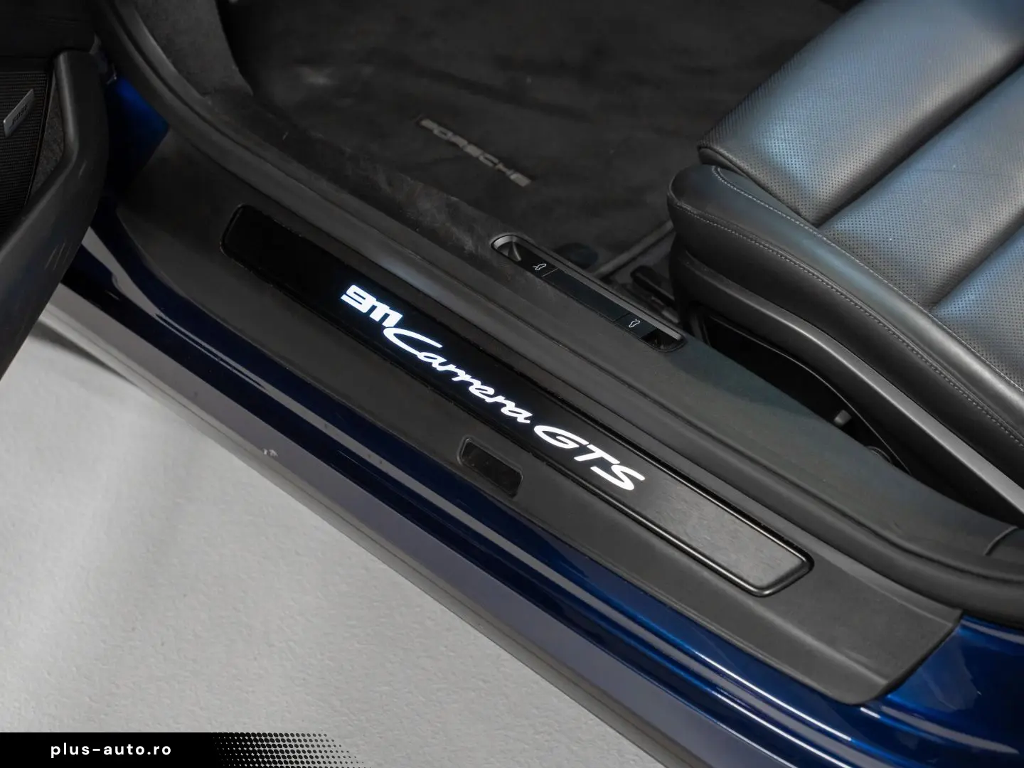 PORSCHE 992 Carrera GTS Cabriolet BOSE Hinterachslenkung