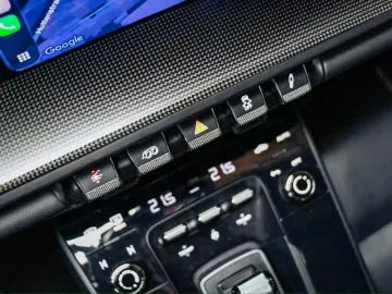 PORSCHE 992 911 Carrera GTS BOSE  CARBON  PANO  360 CAM