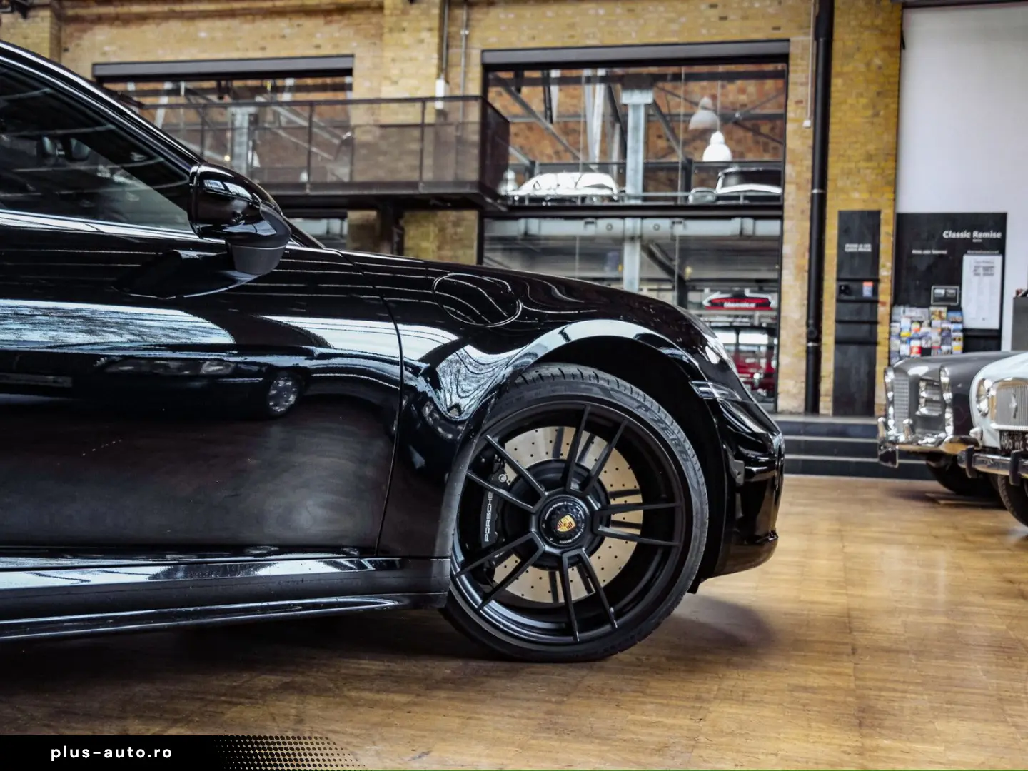 PORSCHE 992 911 Carrera GTS BOSE  CARBON  PANO  360 CAM