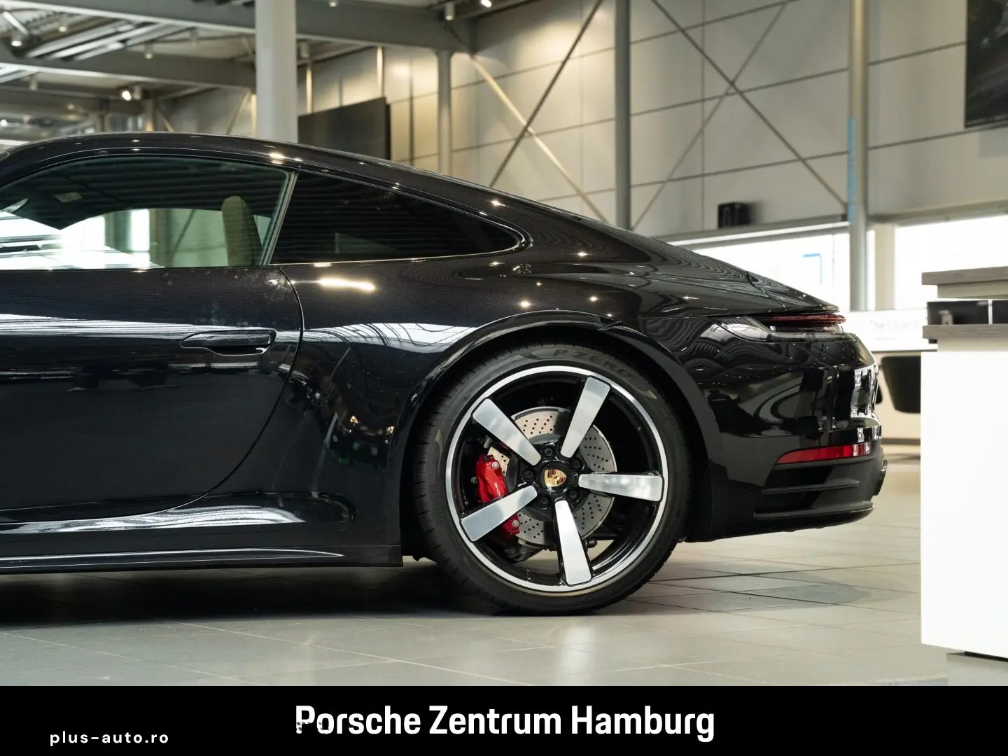 PORSCHE 992 (911) Carrera 4S Sportabgas. SportDesign