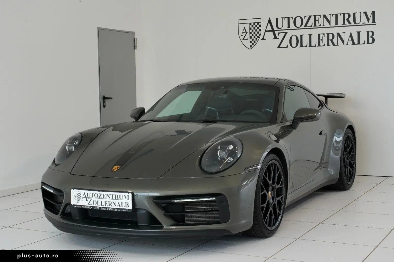 PORSCHE 992 GTS  AERO-KIT VOLL-SCHALE AVENTURIN-GRÜN