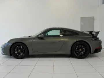 PORSCHE 992 GTS  AERO-KIT VOLL-SCHALE AVENTURIN-GRÜN