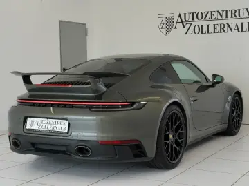 PORSCHE 992 GTS  AERO-KIT VOLL-SCHALE AVENTURIN-GRÜN