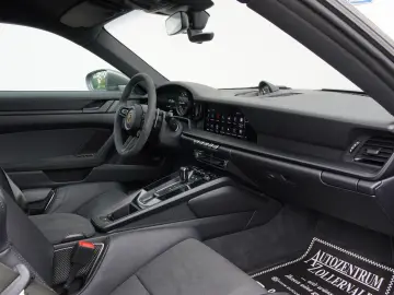 PORSCHE 992 GTS  AERO-KIT VOLL-SCHALE AVENTURIN-GRÜN