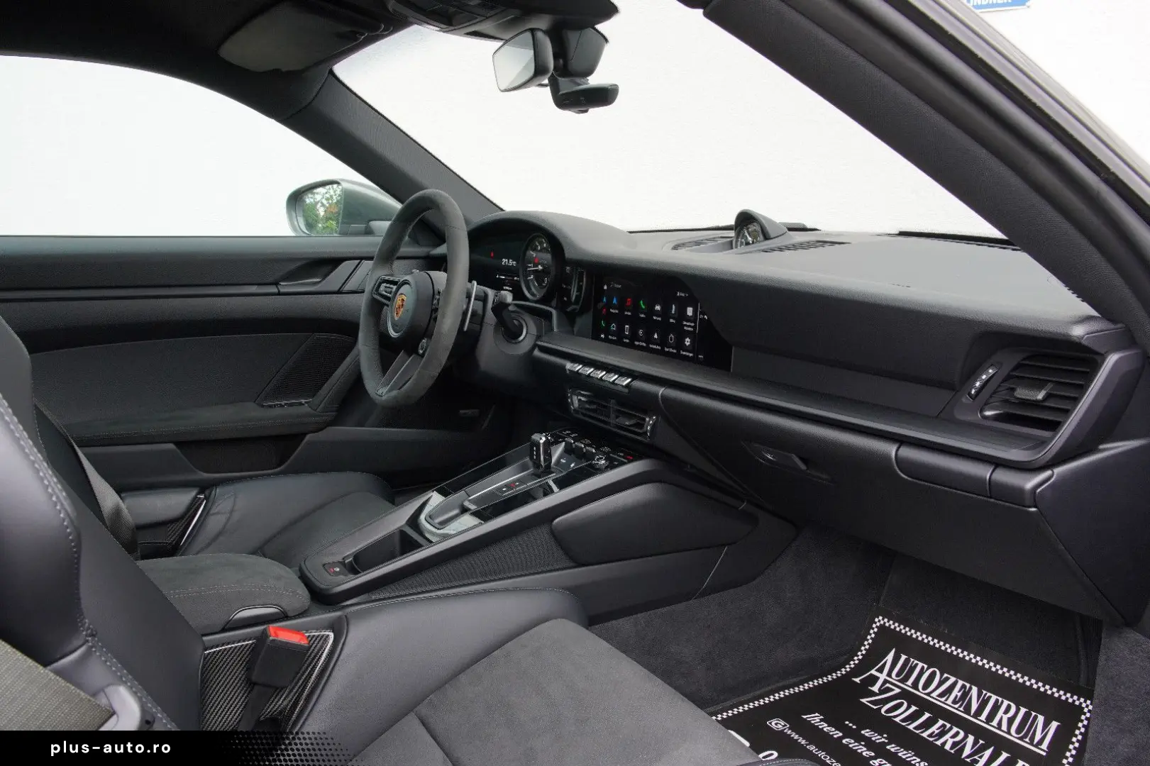 PORSCHE 992 GTS  AERO-KIT VOLL-SCHALE AVENTURIN-GRÜN