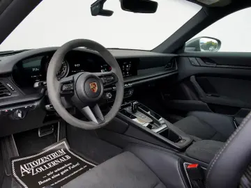 PORSCHE 992 GTS  AERO-KIT VOLL-SCHALE AVENTURIN-GRÜN