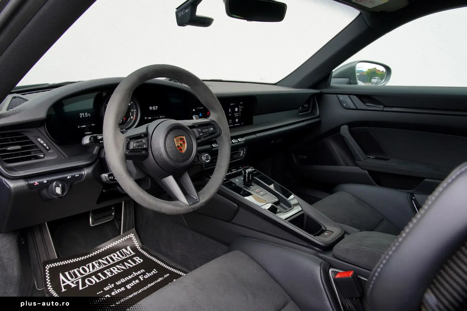 PORSCHE 992 GTS  AERO-KIT VOLL-SCHALE AVENTURIN-GRÜN