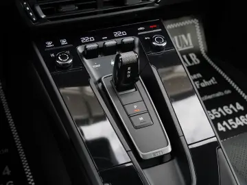 PORSCHE 992 GTS  AERO-KIT VOLL-SCHALE AVENTURIN-GRÜN