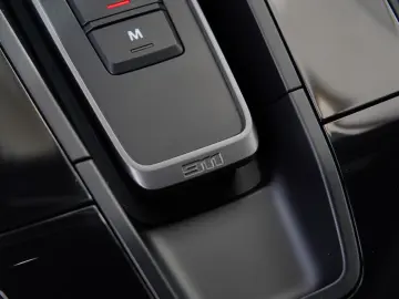 PORSCHE 992 GTS  AERO-KIT VOLL-SCHALE AVENTURIN-GRÜN