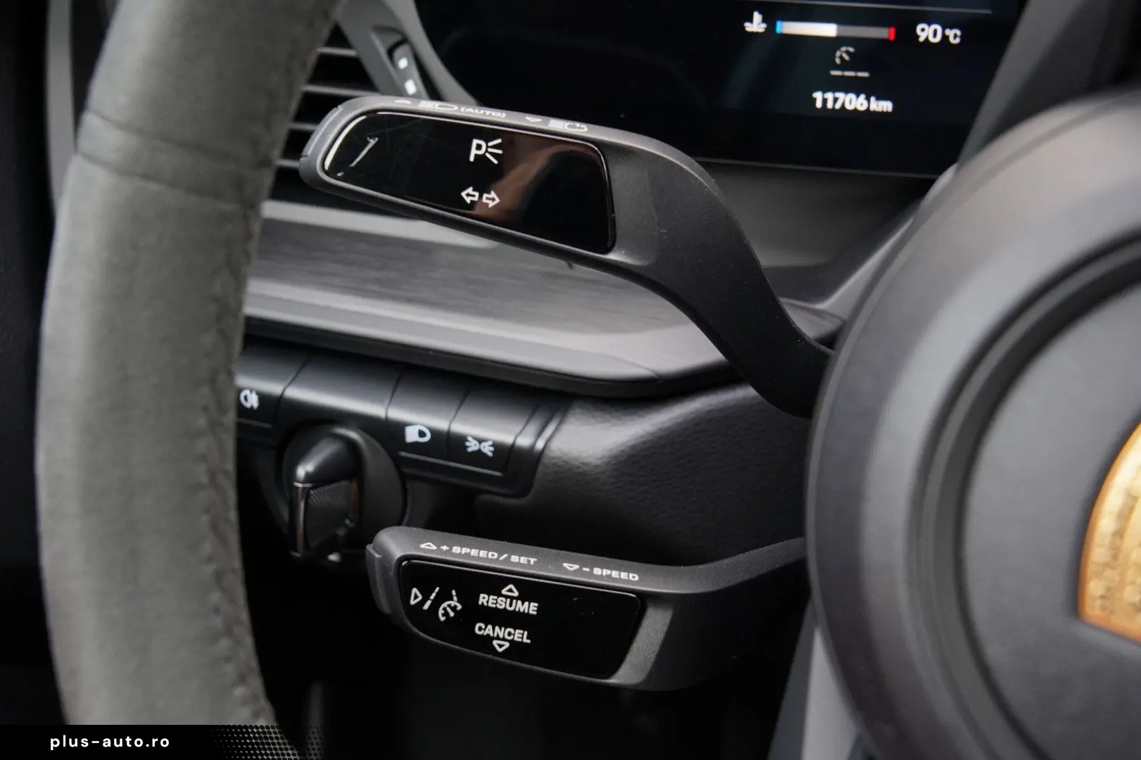 PORSCHE 992 GTS  AERO-KIT VOLL-SCHALE AVENTURIN-GRÜN