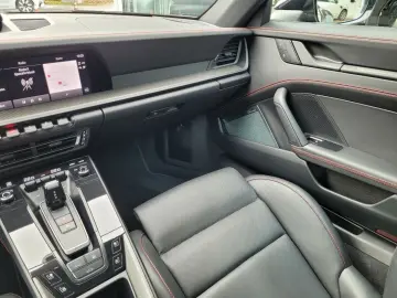 PORSCHE 992 Carrera 4 GTS  Lift Vierrad-Lenk. Burmester