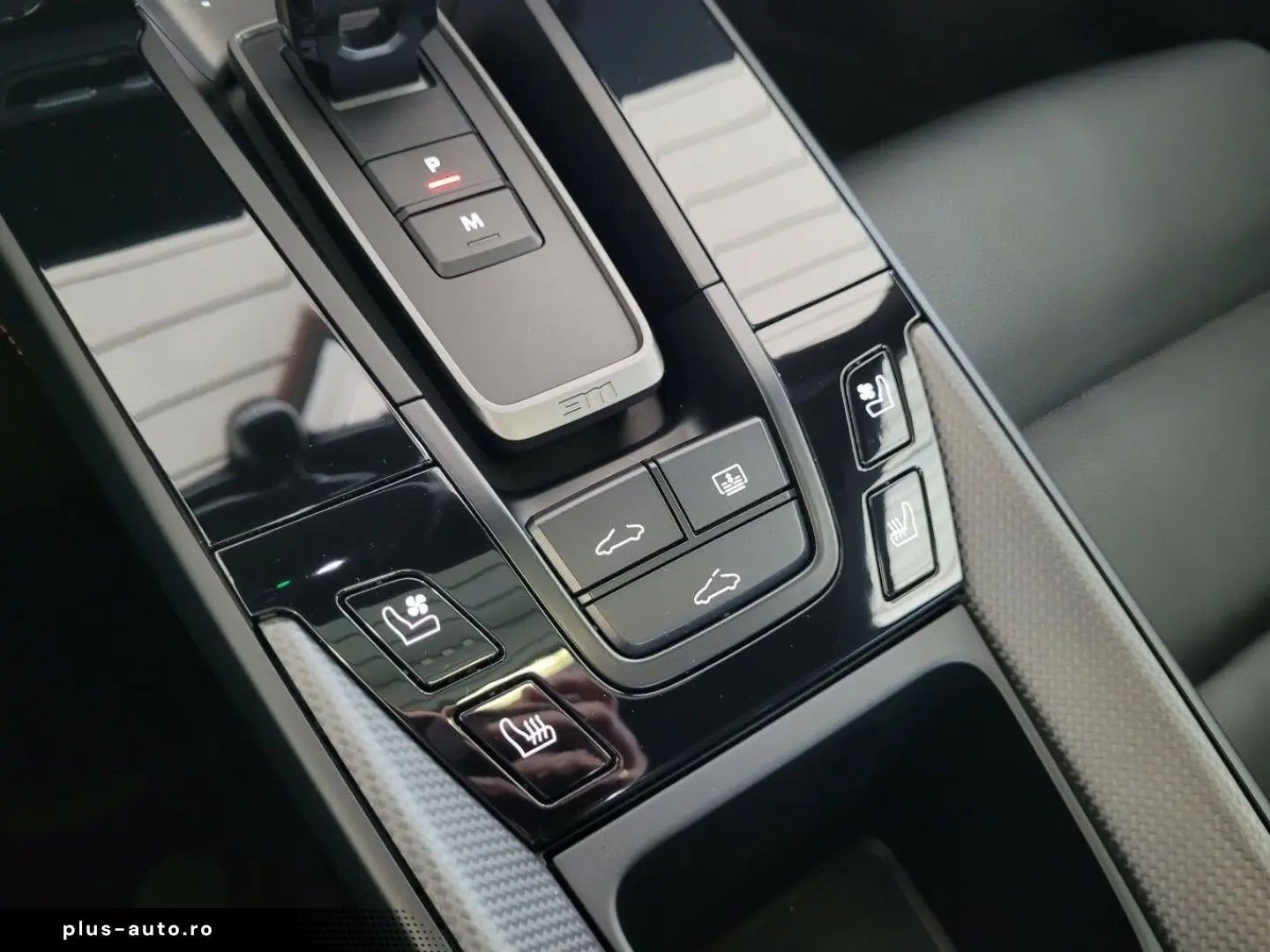 PORSCHE 992 Carrera 4 GTS  Lift Vierrad-Lenk. Burmester