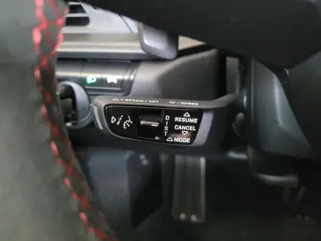 PORSCHE 992 Carrera 4 GTS  Lift Vierrad-Lenk. Burmester