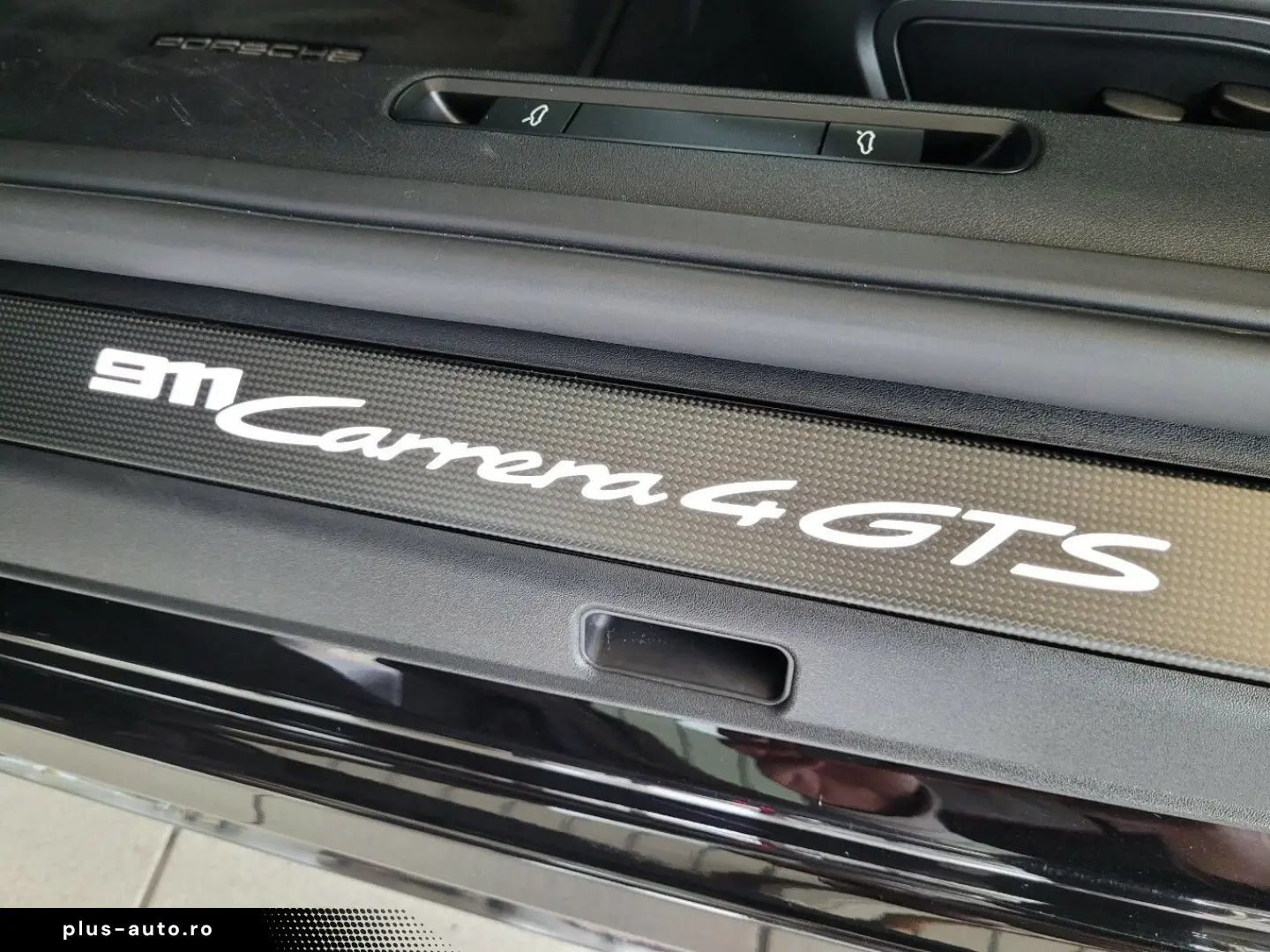 PORSCHE 992 Carrera 4 GTS  Lift Vierrad-Lenk. Burmester