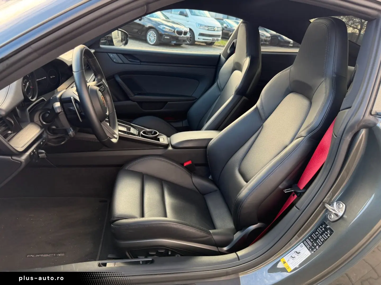 PORSCHE 911 992 Carrera 4 Gts mit Aero Kit Lift Glasdach