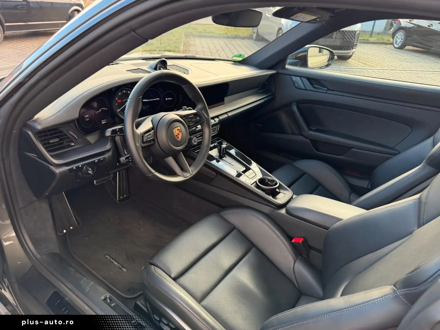 PORSCHE 911 992 Carrera 4 Gts mit Aero Kit Lift Glasdach