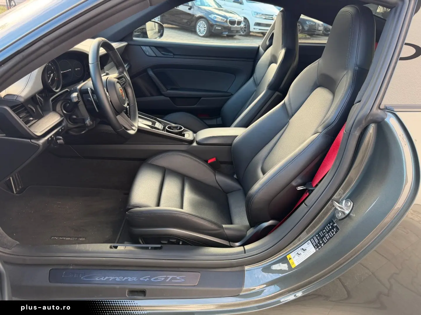 PORSCHE 911 992 Carrera 4 Gts mit Aero Kit Lift Glasdach