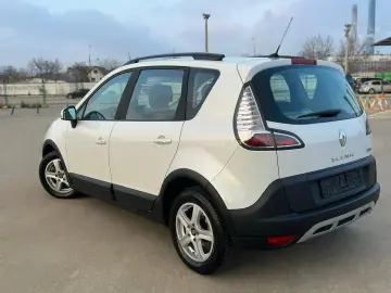 Renault Scenic Xmod Paris