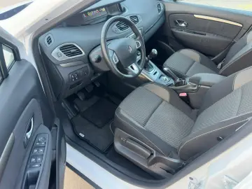 Renault Scenic Xmod Paris