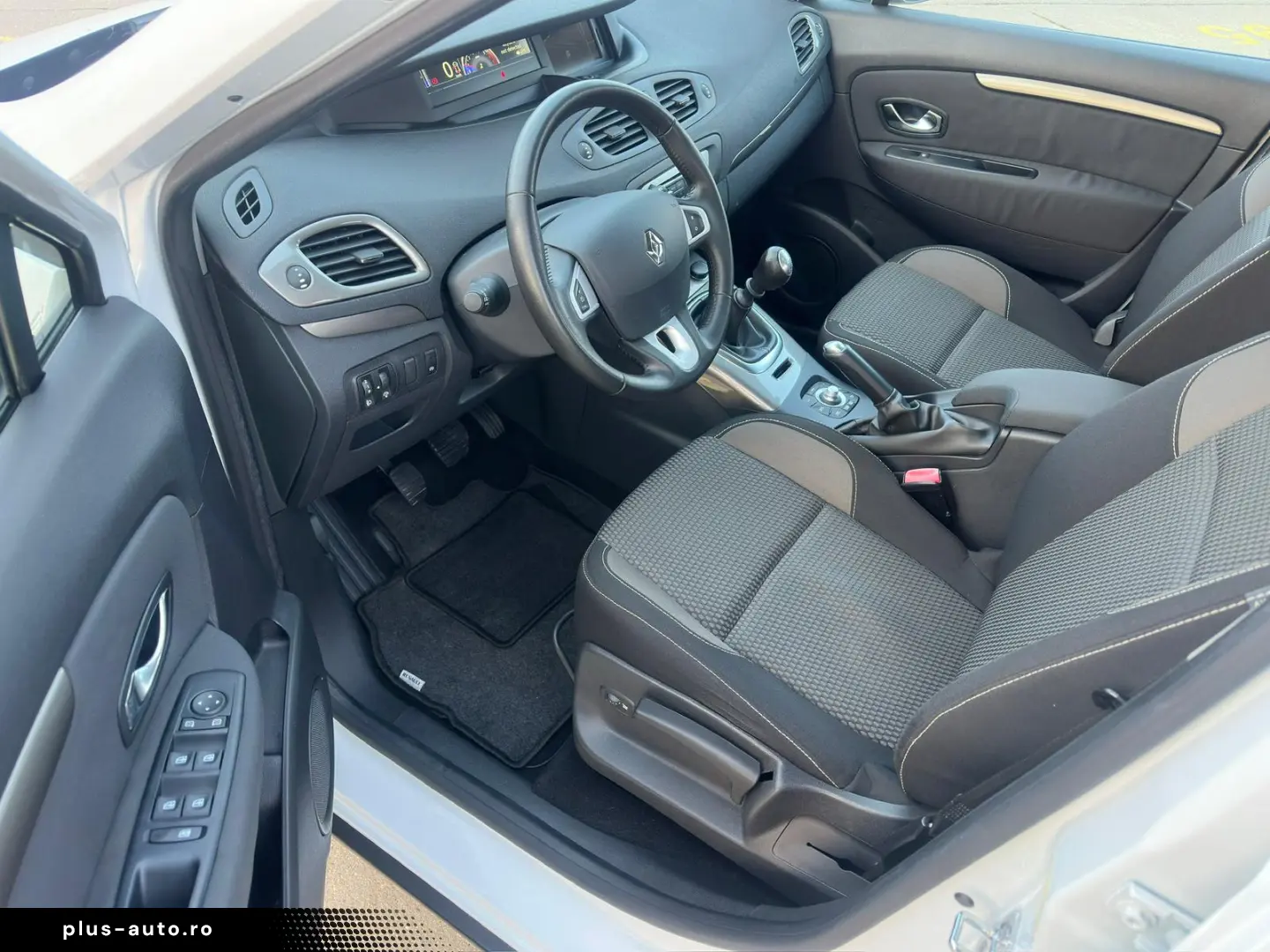 Renault Scenic Xmod Paris