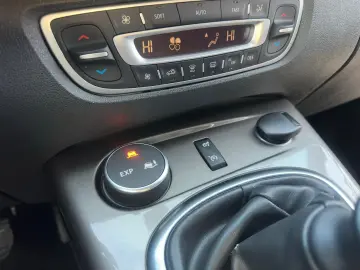 Renault Scenic Xmod Paris