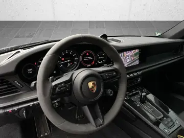 PORSCHE 992 911 Carrera 4 GTS Schiebe- Hubdach BOSE 360