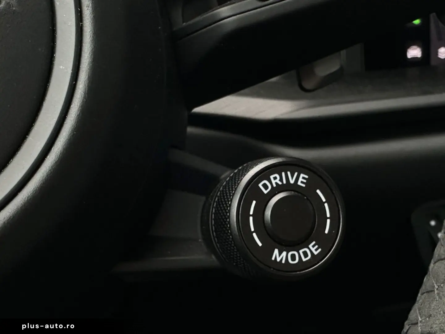 PORSCHE 992 911 Carrera 4 GTS Schiebe- Hubdach BOSE 360