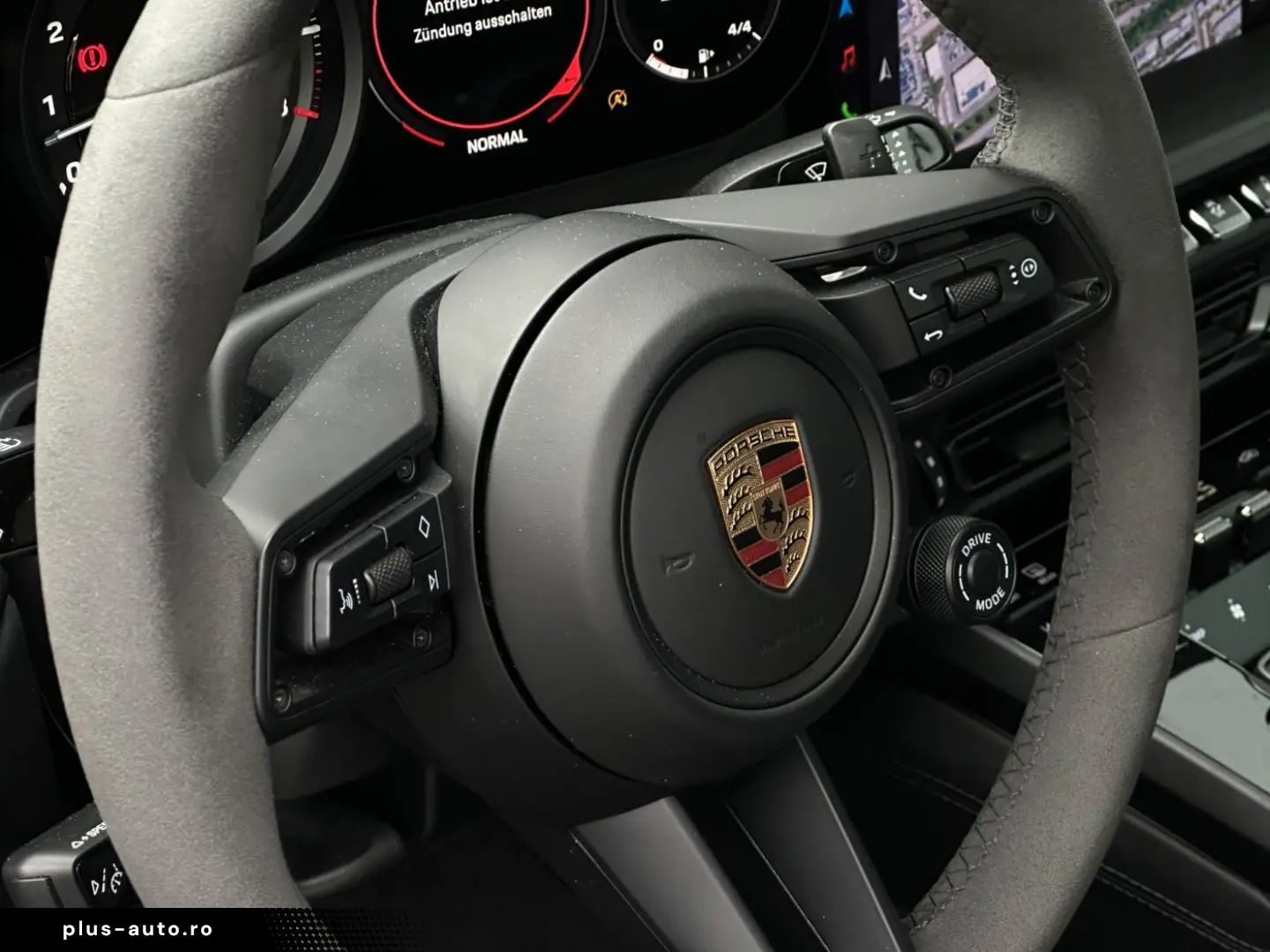 PORSCHE 992 911 Carrera 4 GTS Schiebe- Hubdach BOSE 360