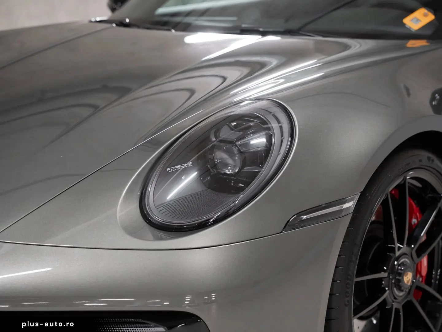 PORSCHE 992 Carrera 4 GTS BOSE Schiebedach Surround View