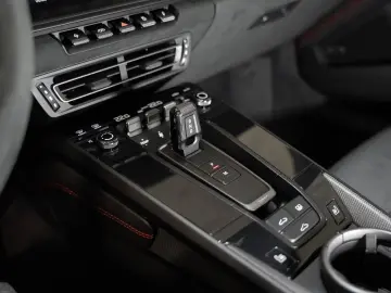 PORSCHE 992 Carrera 4 GTS BOSE Schiebedach Surround View