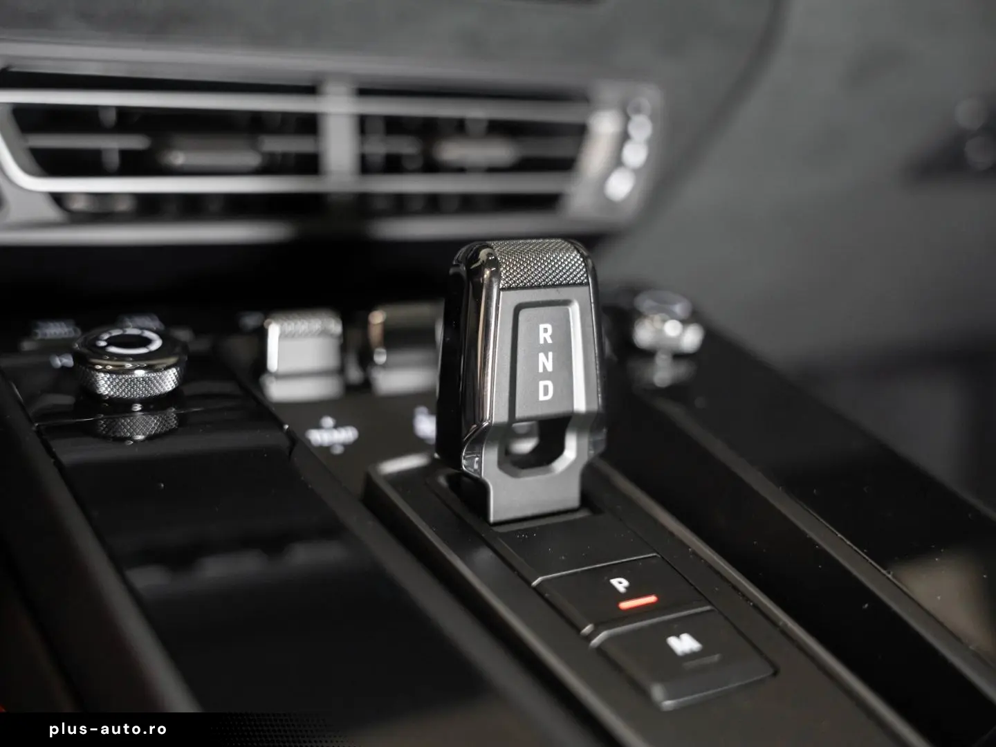 PORSCHE 992 Carrera 4 GTS BOSE Schiebedach Surround View