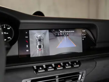 PORSCHE 992 Carrera 4 GTS BOSE Schiebedach Surround View