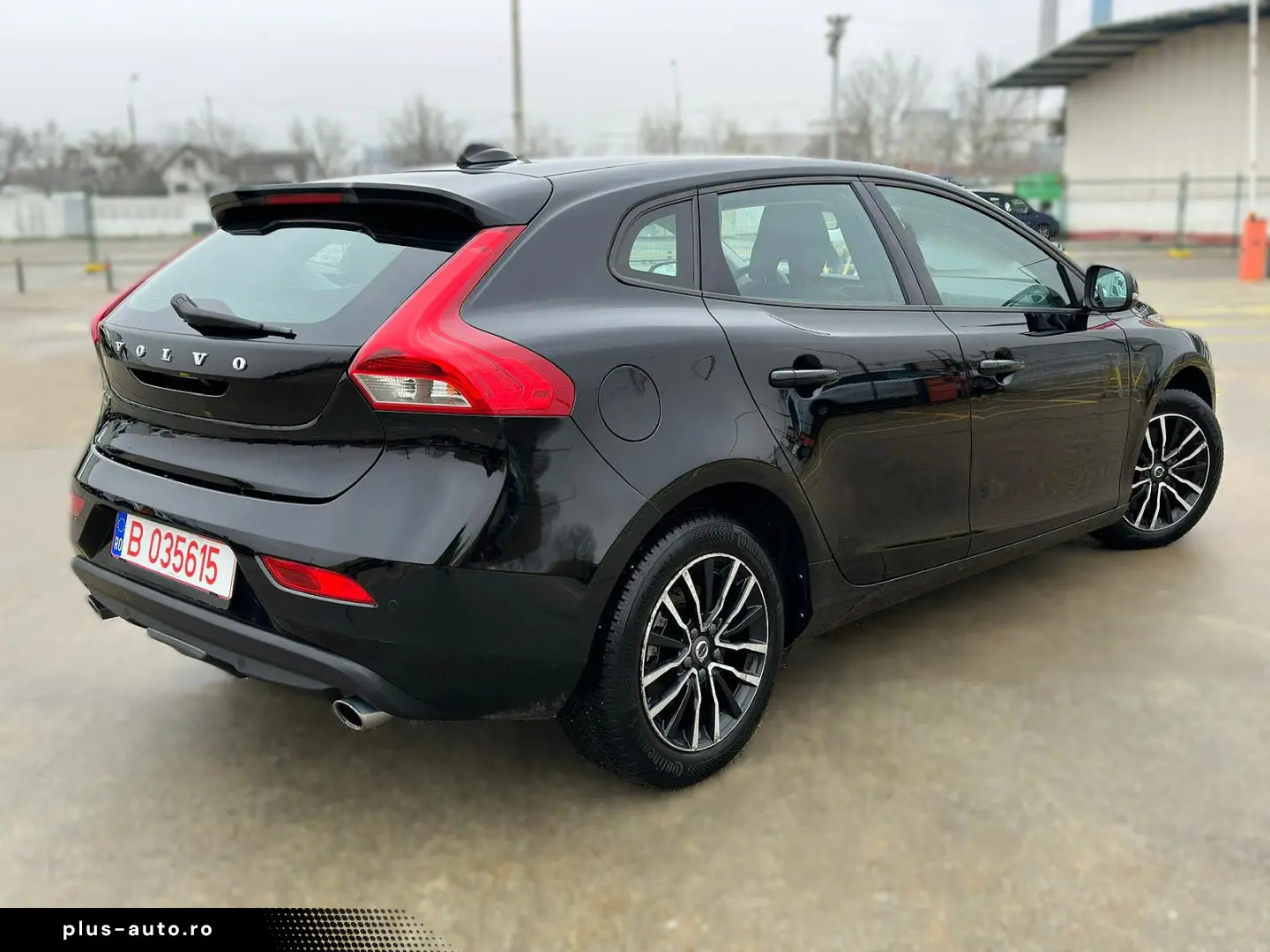 V40 2.0d D3 Momentum