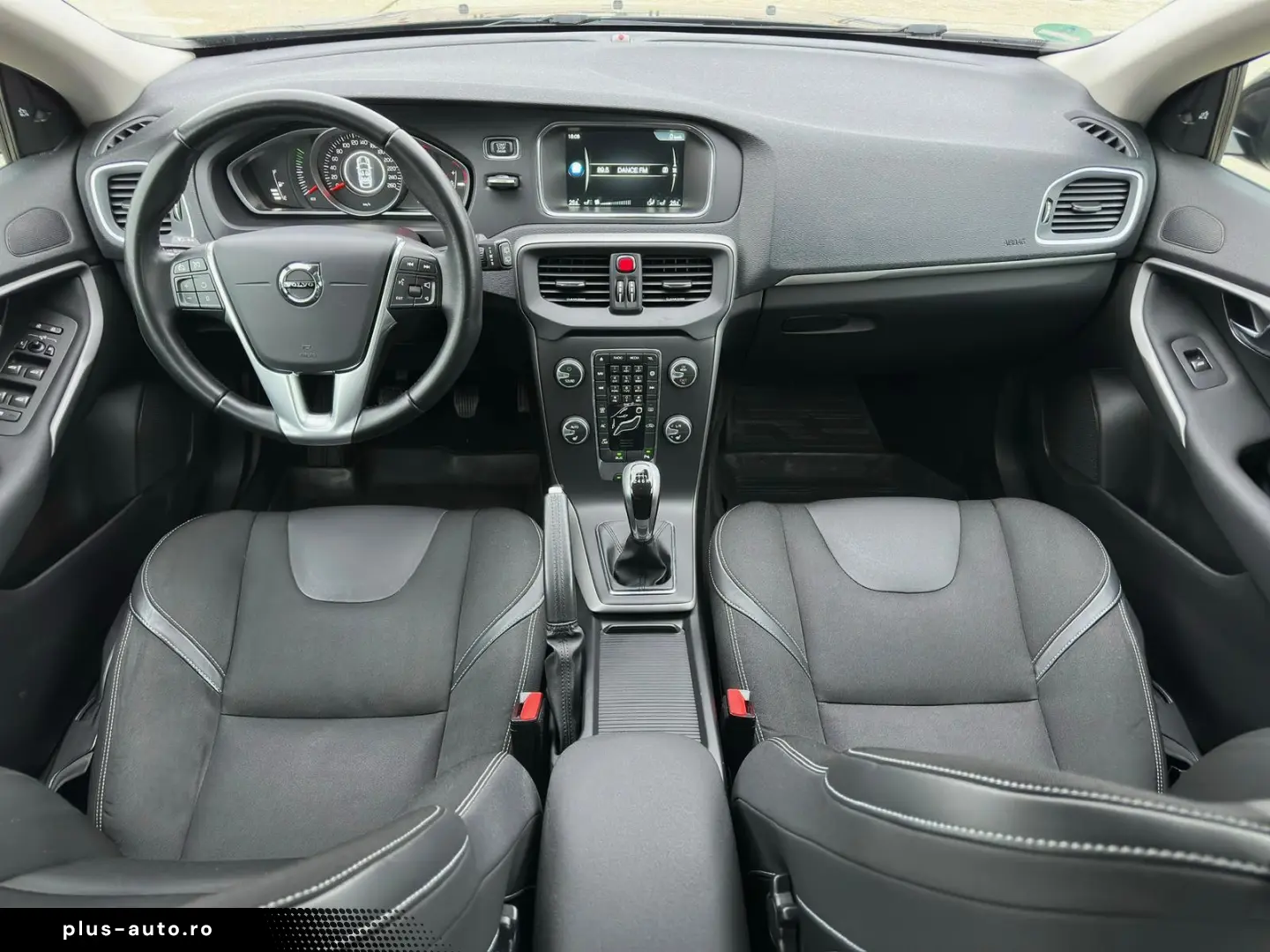 V40 2.0d D3 Momentum