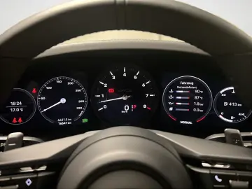 PORSCHE 992 (911) Carrera GTS  Sitzbelüftg.   BOSE  Spor
