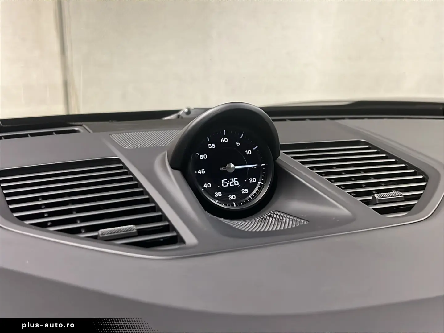 PORSCHE 992 (911) Carrera GTS  Sitzbelüftg.   BOSE  Spor