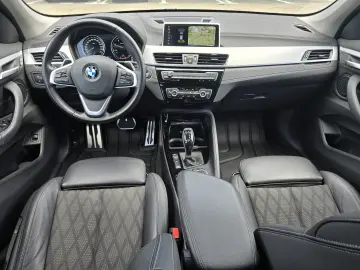 BMW X1 xDrive20d AT
