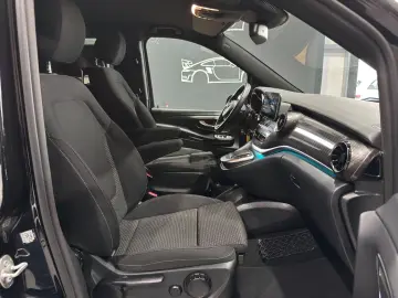 MERCEDES-BENZ V 300 d extralang AHK LED 7.SITZER