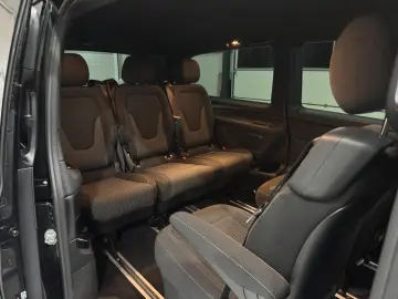 MERCEDES-BENZ V 300 d extralang AHK LED 7.SITZER