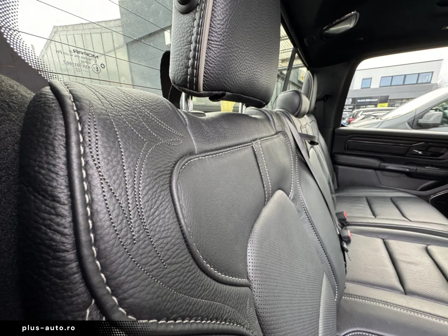 DODGE RAM 1500 Limited Night 5.7 V8