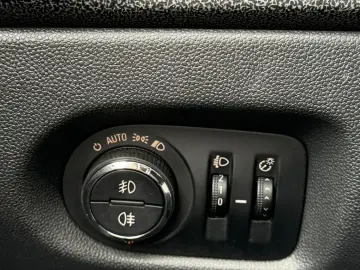 Opel Corsa Gen-D-2006-2014