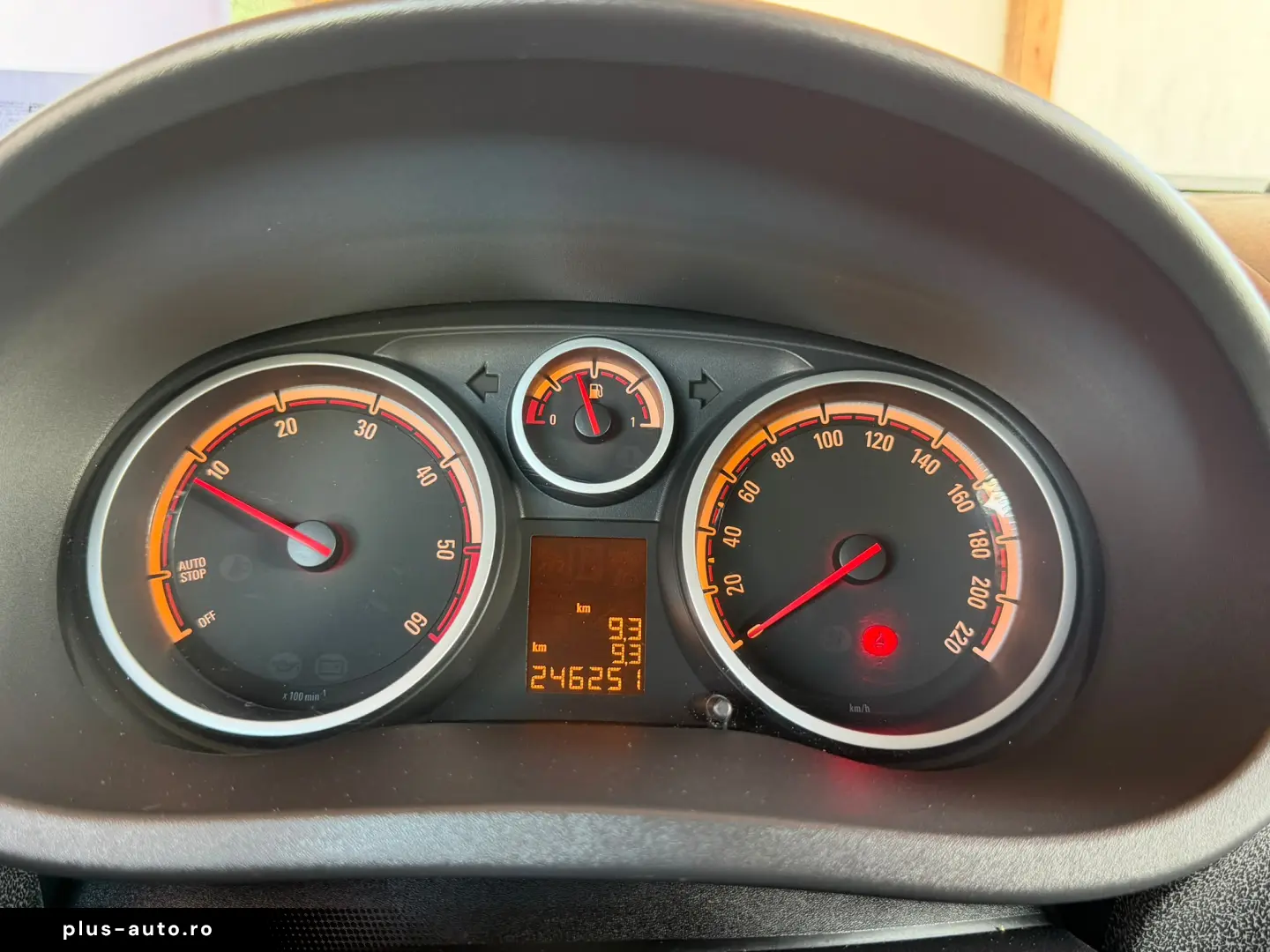 OPEL Corsa 2012 — imagine 9