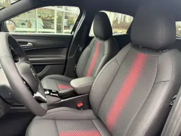 ALFA ROMEO Junior Ibrida Speciale Mild-Hybrid