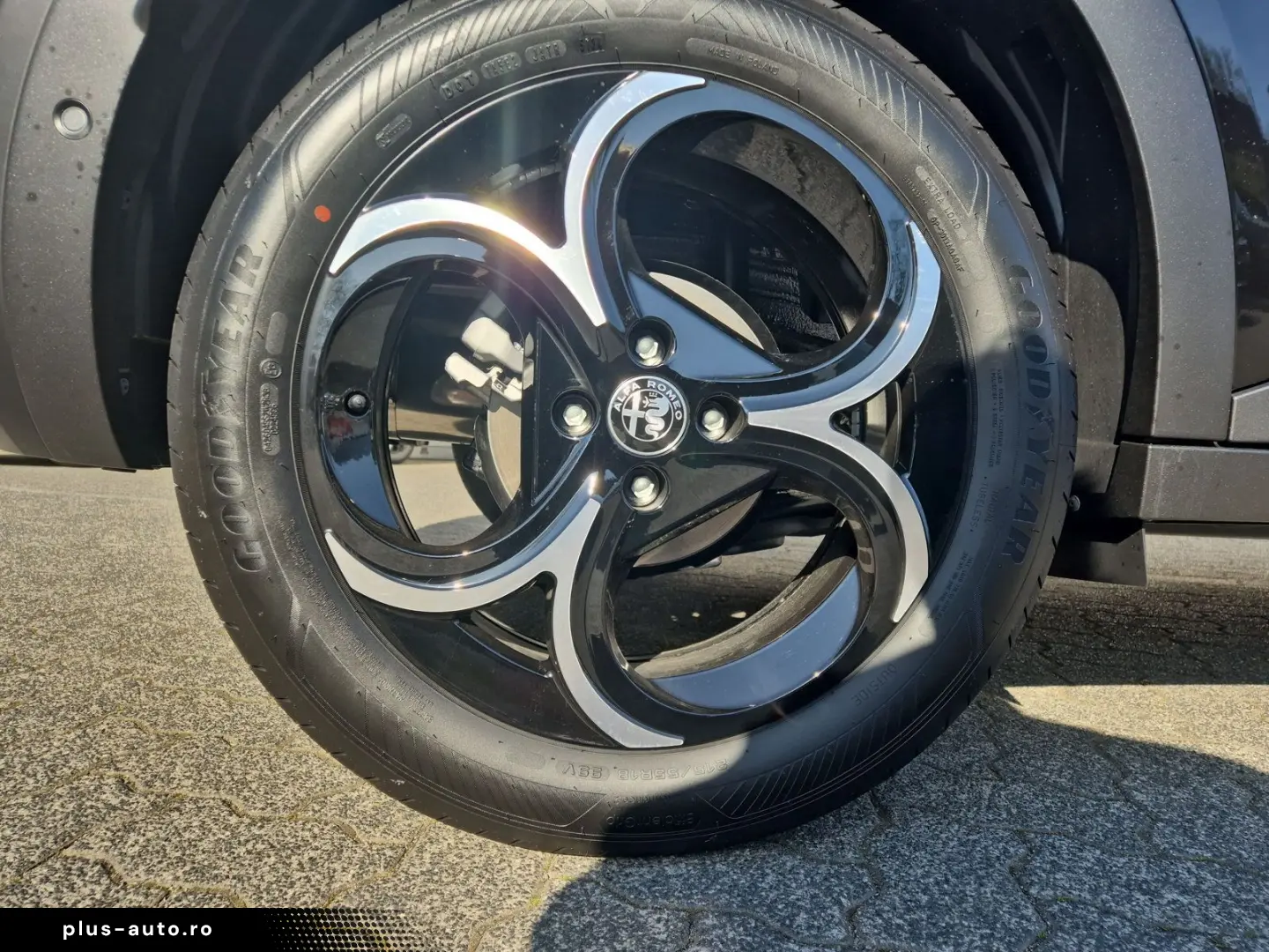 ALFA ROMEO Junior Ibrida Speciale Mild-Hybrid