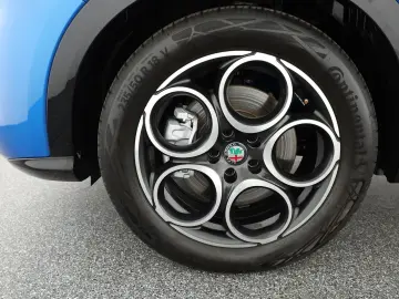 ALFA ROMEO Tonale 1.5 VGT mHEV Aut. Matrix ACC Navi