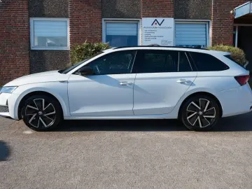 SKODA Octavia Combi 2.0 TDI  Sportline Matrix Led DSG