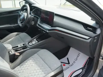 SKODA Octavia Limo 1.5 TSI  Sportline ACC Kamera