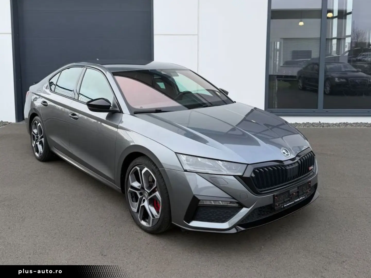 SKODA Octavia RS DCC Colum 19  AHK ACC Matrix el. Sitz